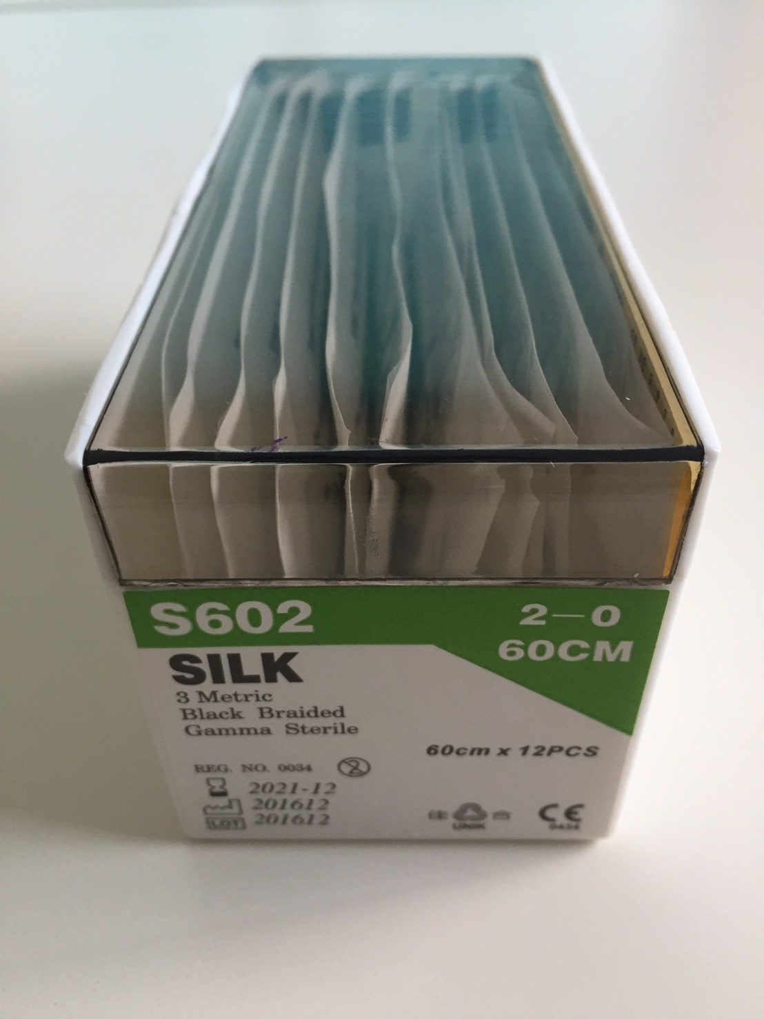 ไหม Silk S602 B 60 CM. x 12 2/0